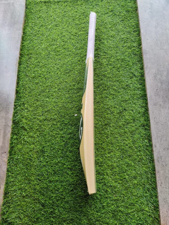 SG SCORER CLASSIC KASHMIR WILLOW